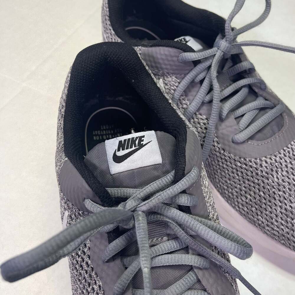 Nike Tanjun Grey Running Shoes Men’s US 9.5 - Picture 7 of 9